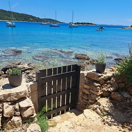 House Salty Kisses Murter